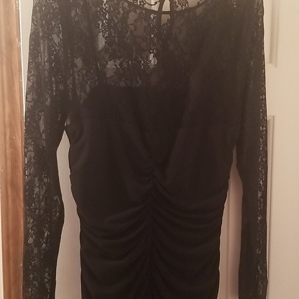 Dress - Picture 4 of 4